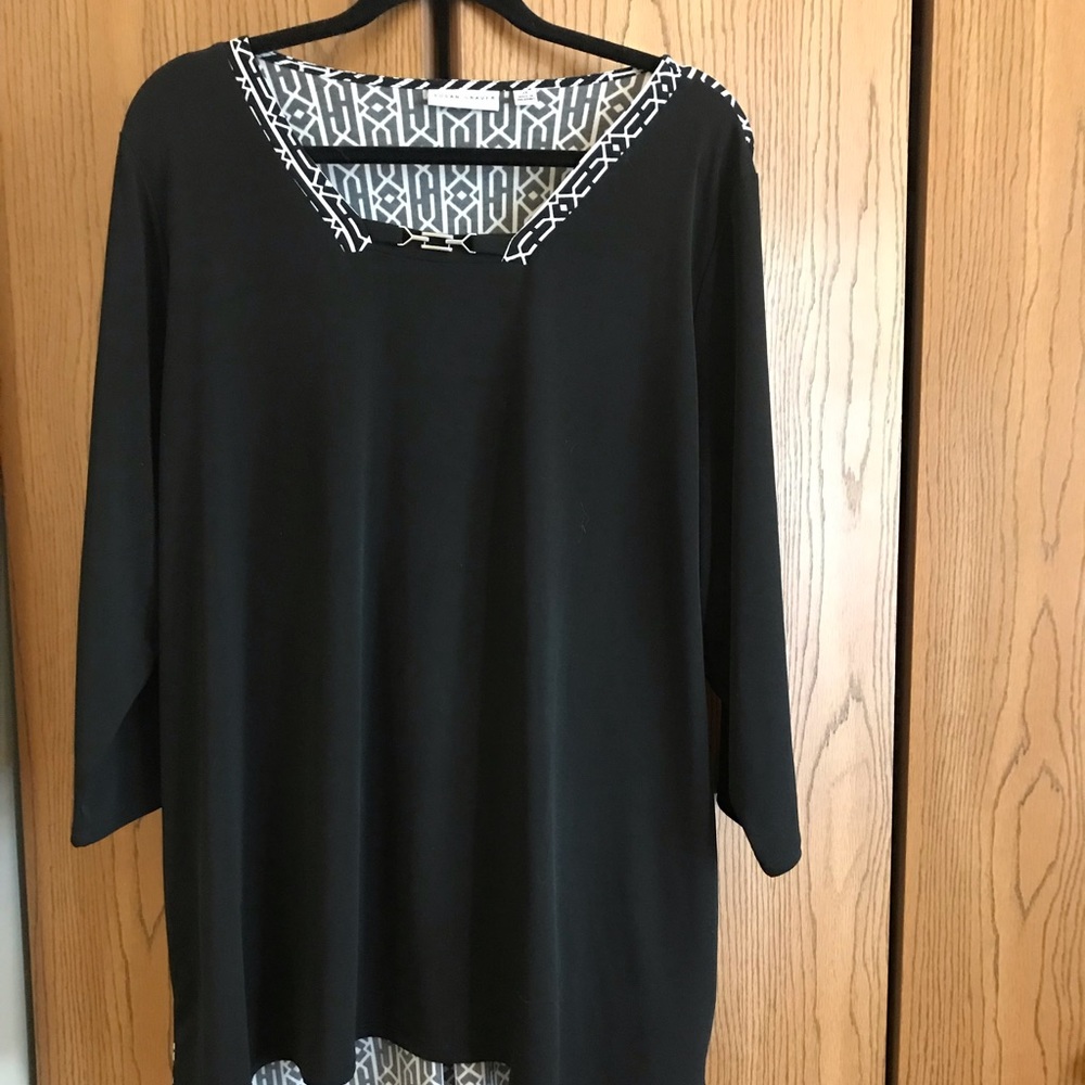 Susan Graver Top